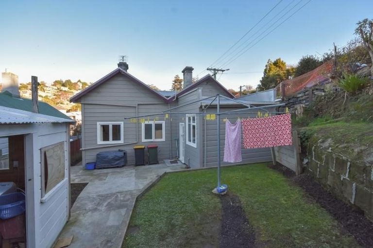 Photo of property in 12 Macbeth Street, Caversham, Dunedin, 9012