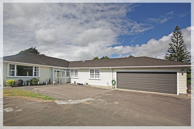 Photo of property in 54 Kawiu Road, Levin, 5510