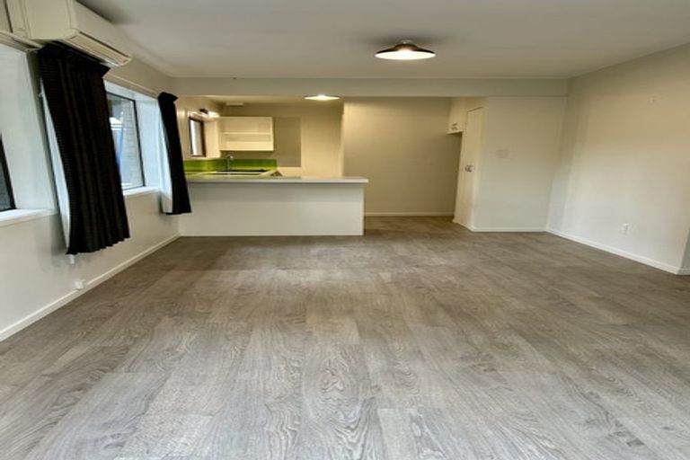 Photo of property in 2/36 Pakira Avenue, Glendene, Auckland, 0602