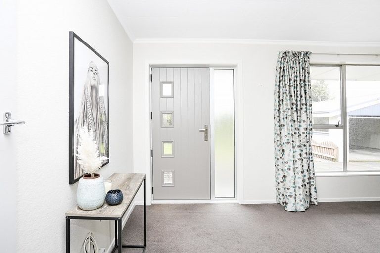 Photo of property in 54 O'byrne Street, Waikiwi, Invercargill, 9810