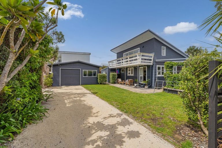 Photo of property in 201 Cook Drive, Whitianga, 3510
