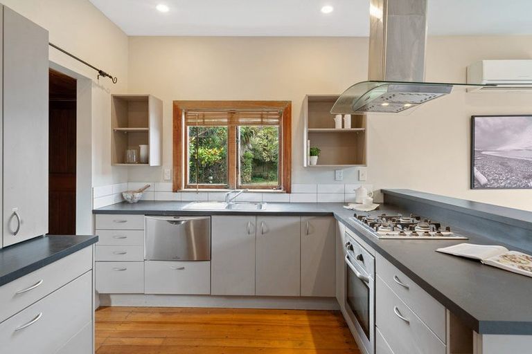 Photo of property in 11 Simeon Street, Spreydon, Christchurch, 8024