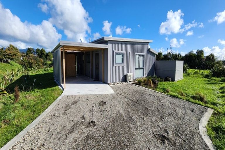 Photo of property in Waireka Road, Omata, New Plymouth, 4374