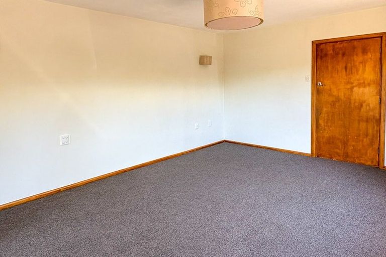 Photo of property in 54 Wingate Street, Redwood, Christchurch, 8051