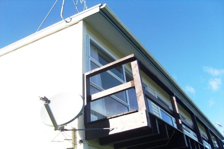 Photo of property in 43 Cheshire Street, Wilton, Wellington, 6012