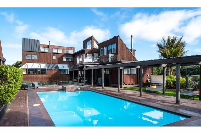 Photo of property in 217 Taylor Road, Waimauku, 0882