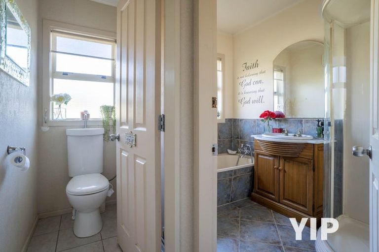 Photo of property in 81 Helston Road, Paparangi, Wellington, 6037