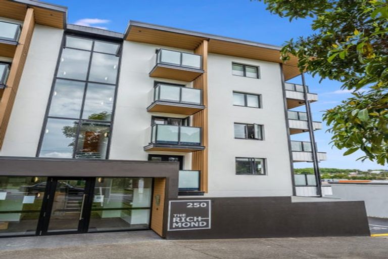Photo of property in 3e/250 Richmond Road, Grey Lynn, Auckland, 1021