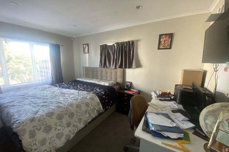 Photo of property in 16 Scott Road, Papakura, 2110