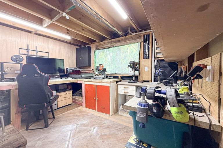 Photo of property in 30 Kimihia Road, Huntly, 3700