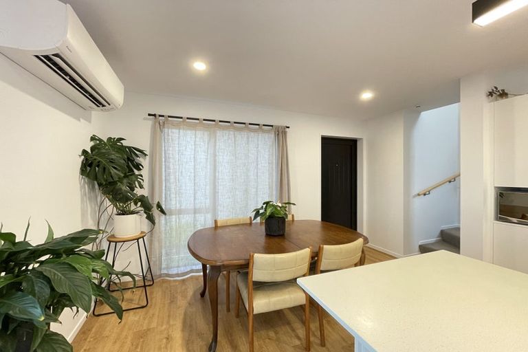 Photo of property in 11 Koral Lane, Broomfield, Christchurch, 8042