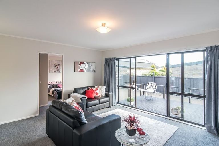 Photo of property in 51b Tutanekai Street, Paraparaumu, 5032