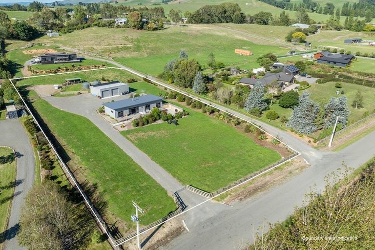 Photo of property in 81 Kyle Road, Waipukurau, 4281