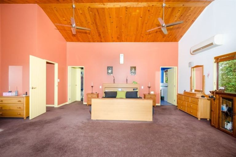 Photo of property in 187 Valley Road, Waimauku, 0881