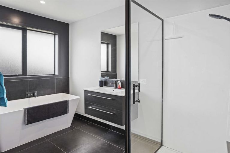 Photo of property in 14 Quail Way, Amberley, 7410