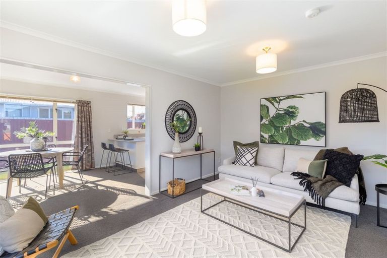 Photo of property in 2 Daniela Lane, Linwood, Christchurch, 8062