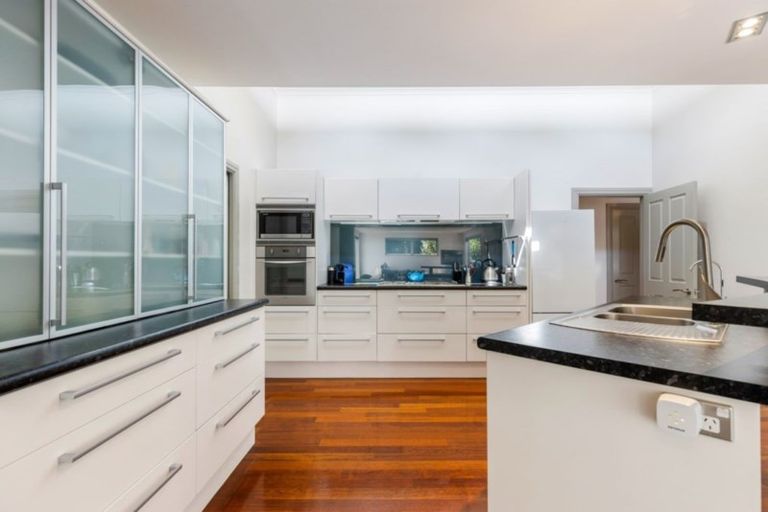 Photo of property in 157a Bowenvale Avenue, Cashmere, Christchurch, 8022