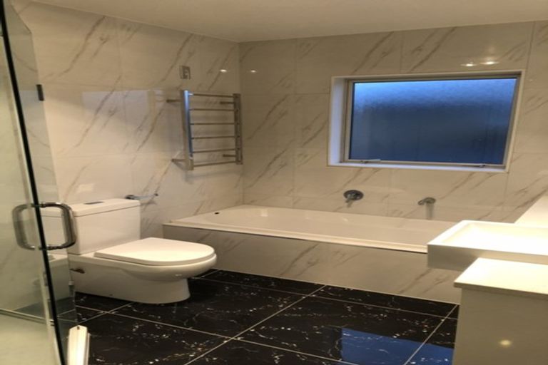 Photo of property in 76 Castlederg Drive, Flat Bush, Auckland, 2019