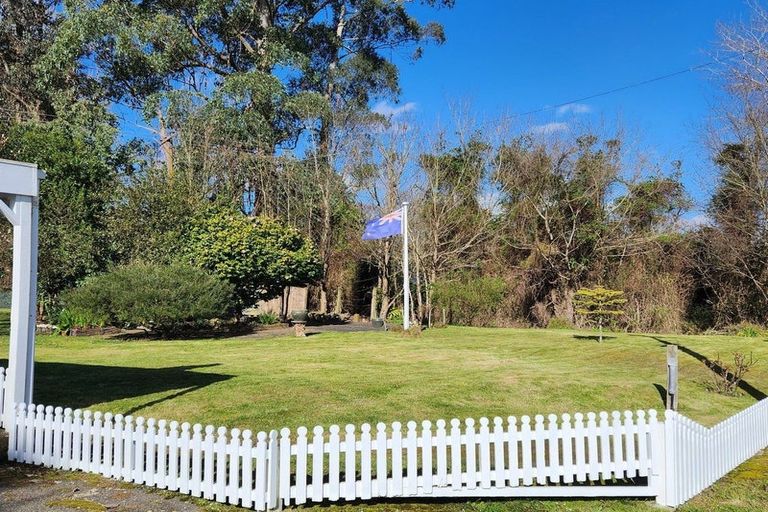Photo of property in 1763 Cheltenham Hunterville Road, Waituna West, Feilding, 4779