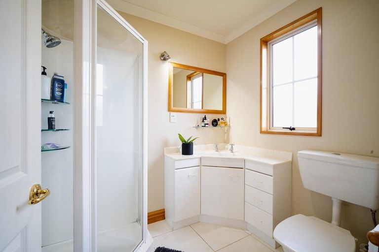 Photo of property in 330 Highcliff Road, Highcliff, Dunedin, 9013