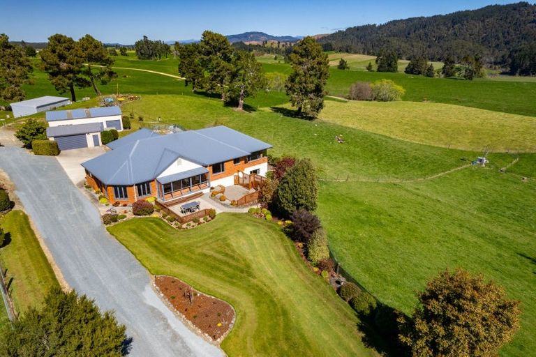 Photo of property in 159 Mcbrydie Road, Lower Moutere, Upper Moutere, 7175