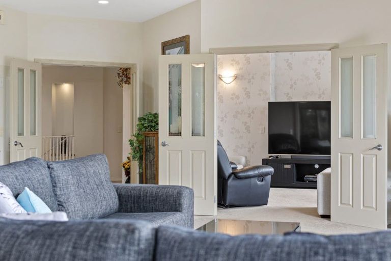 Photo of property in 1 Ladera Mews, Bethlehem, Tauranga, 3110