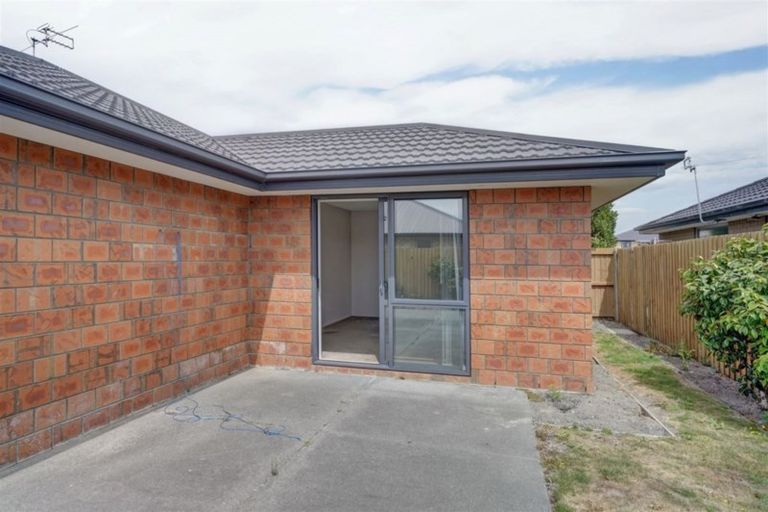 Photo of property in 5 Flaxon Place, Burwood, Christchurch, 8083