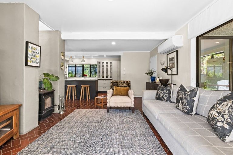 Photo of property in 12 Ritchie Place, Havelock North, 4130