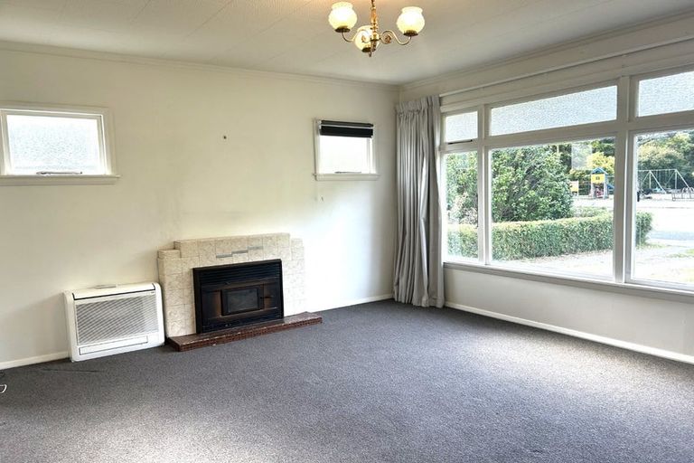 Photo of property in 30 Kuratawhiti Street, Greytown, 5712