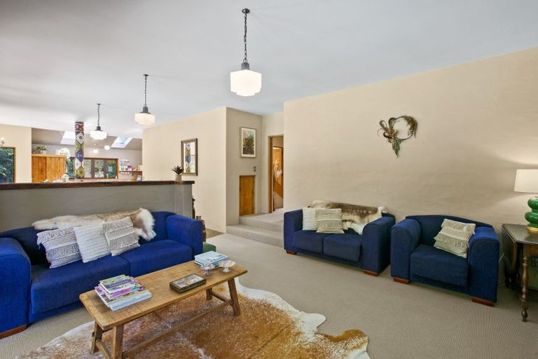 Photo of property in 7-9 Mace Terrace, Oakura, 4314