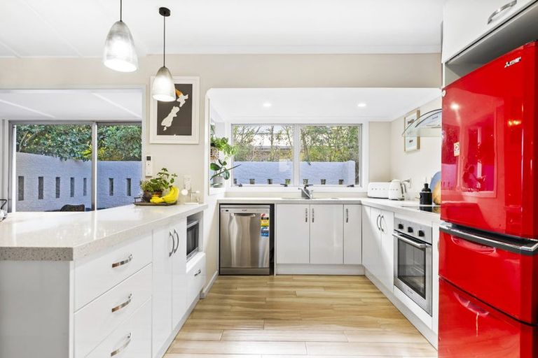 Photo of property in 102 Old Onerahi Road, Onerahi, Whangarei, 0110