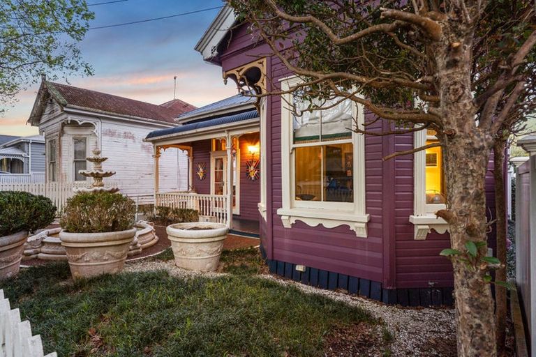 Photo of property in 12 Francis Street, Grey Lynn, Auckland, 1021