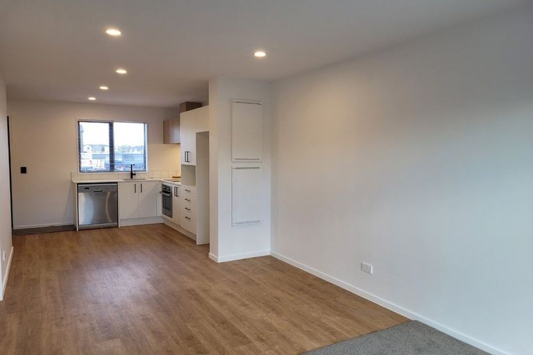 Photo of property in 52 Piripiri Place, Broomfield, Christchurch, 8042