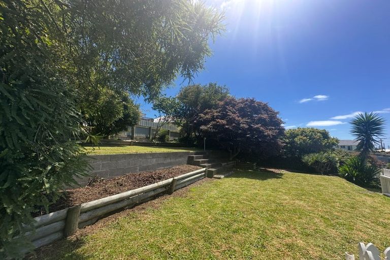 Photo of property in 73 Mould Street, Waitara, 4320