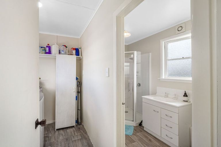 Photo of property in 18 Wembley Place, Whanganui East, Whanganui, 4500