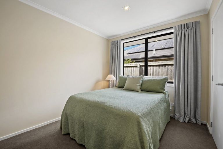 Photo of property in 28 Merrilees Place, Linwood, Christchurch, 8062