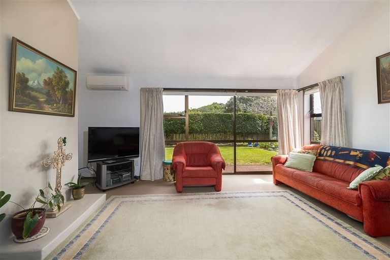 Photo of property in 368 Main Road, Huapai, Kumeu, 0810