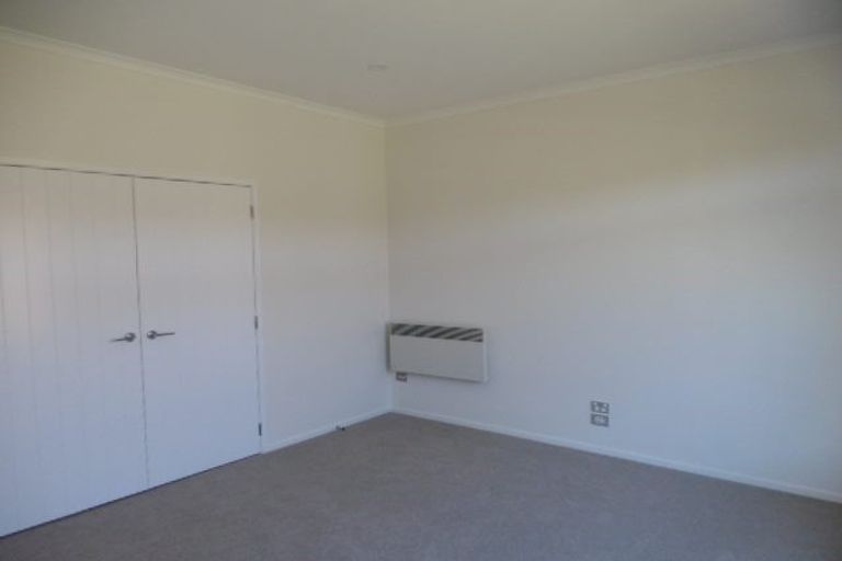 Photo of property in 6 Malbec Place, Huapai, Kumeu, 0810
