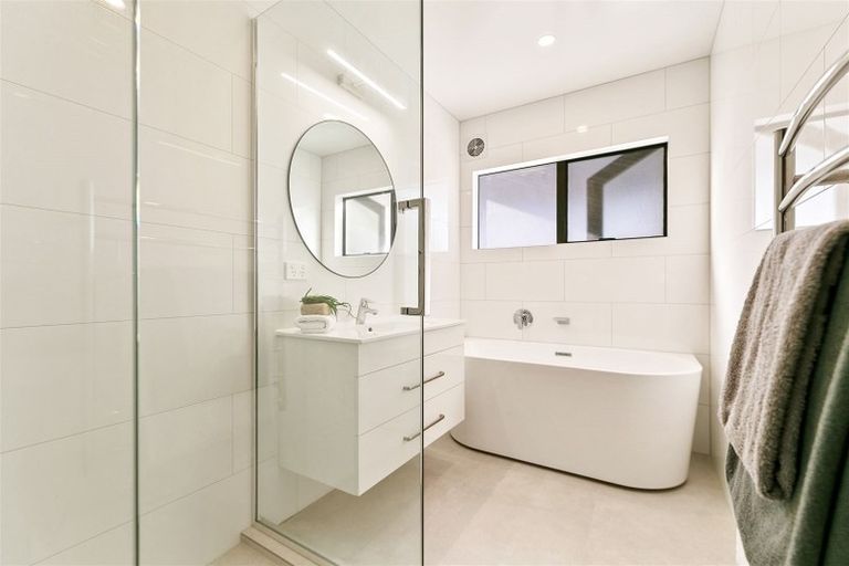 Photo of property in 26 Wiseley Road, Hobsonville, Auckland, 0618