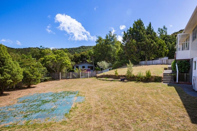 Photo of property in 14 Naseby Grove, Wainuiomata, Lower Hutt, 5014