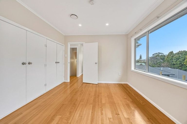 Photo of property in 33b Fairmount Road, Titirangi, Auckland, 0604