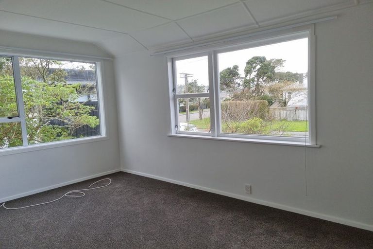 Photo of property in 52 Kipling Street, Johnsonville, Wellington, 6037