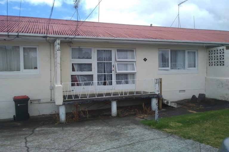 Photo of property in 6 Clare Place, Favona, Auckland, 2024