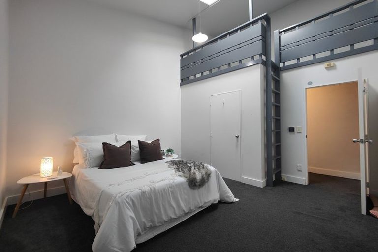 Photo of property in 1/5 Hopper Street, Mount Cook, Wellington, 6011