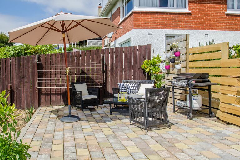 Photo of property in 6a Scotland Terrace, Green Island, Dunedin, 9018