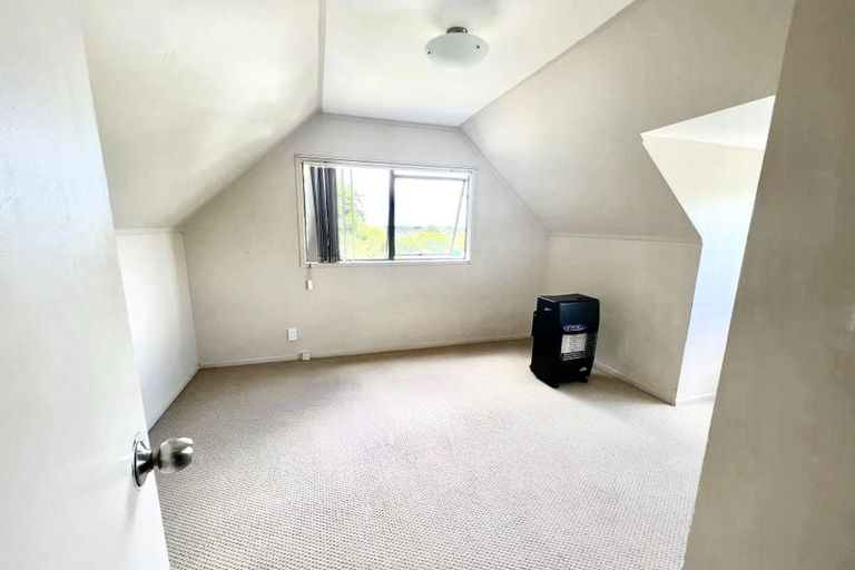 Photo of property in 47 Marendellas Drive, Bucklands Beach, Auckland, 2014