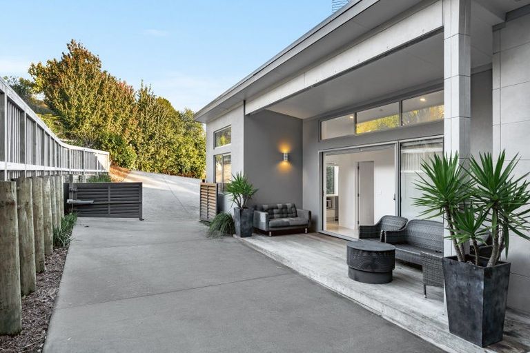 Photo of property in 73 Warman Road, Okura, Albany, 0792