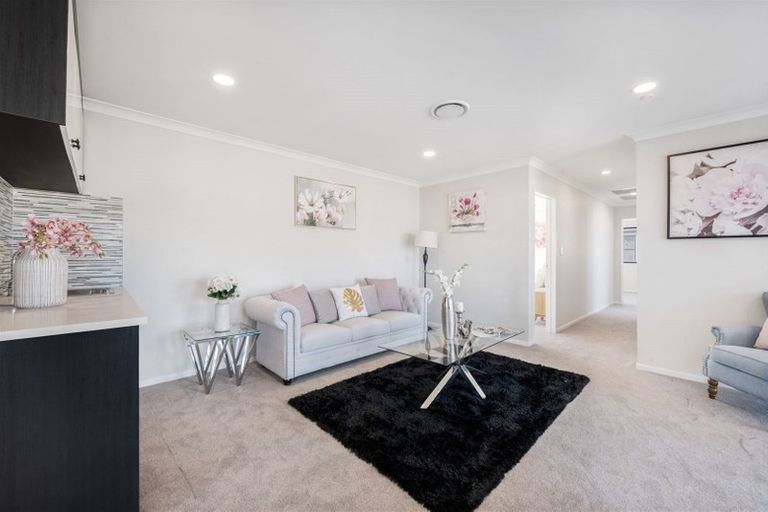 Photo of property in 70 Ksenia Drive, Flat Bush, Auckland, 2019