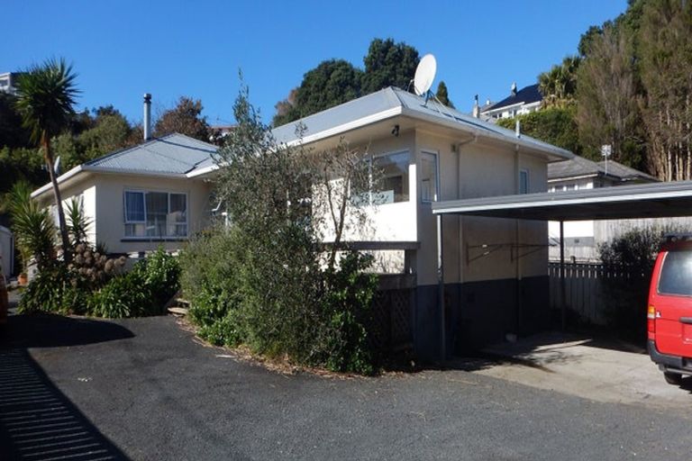 Photo of property in 13a Seaview Road, Marfell, New Plymouth, 4310