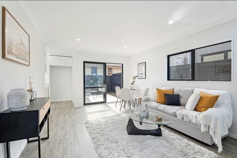 Photo of property in 4/24 Watson Place, Papatoetoe, Auckland, 2025